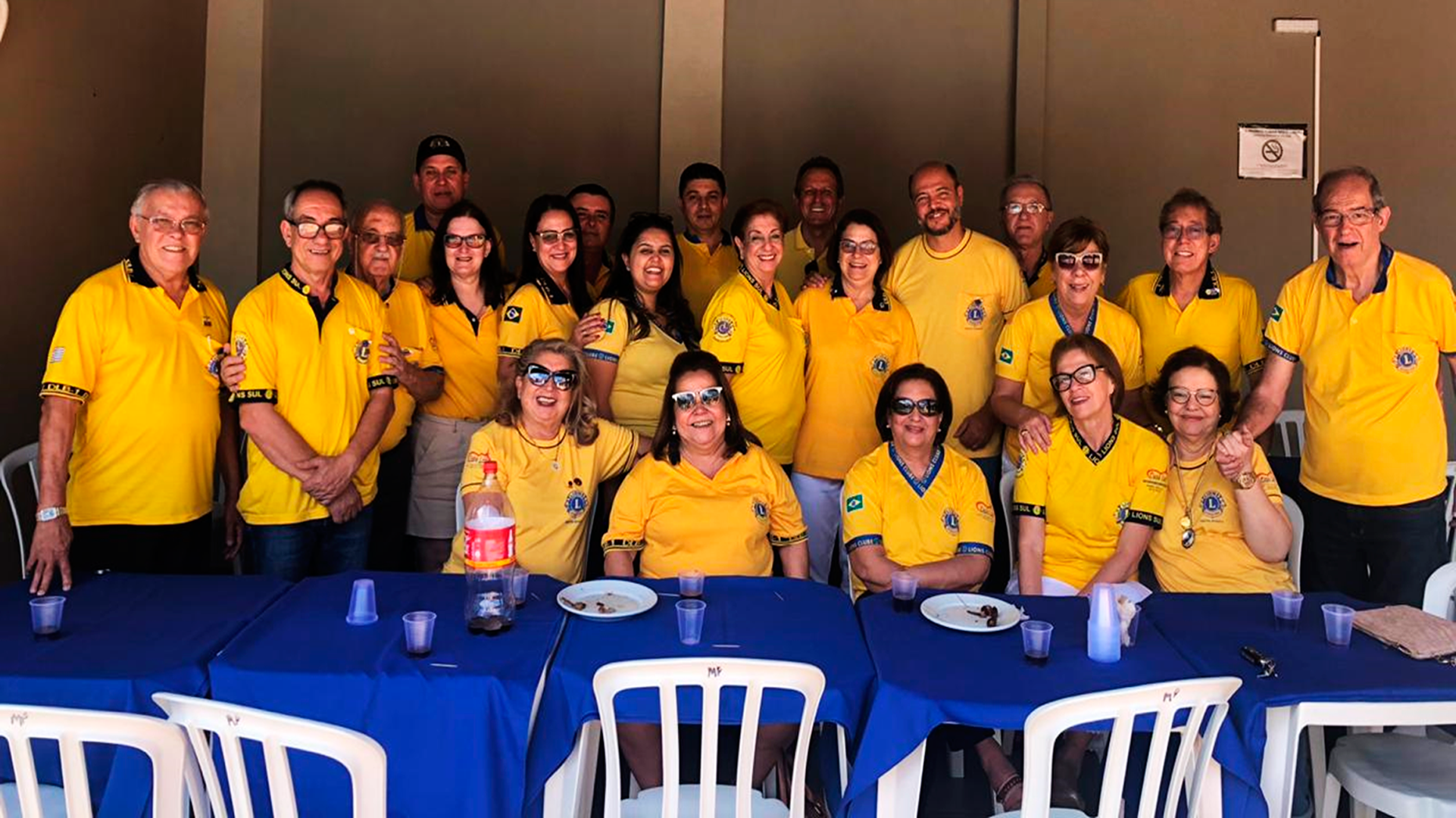 Foto dos integrantes do Lions Clube